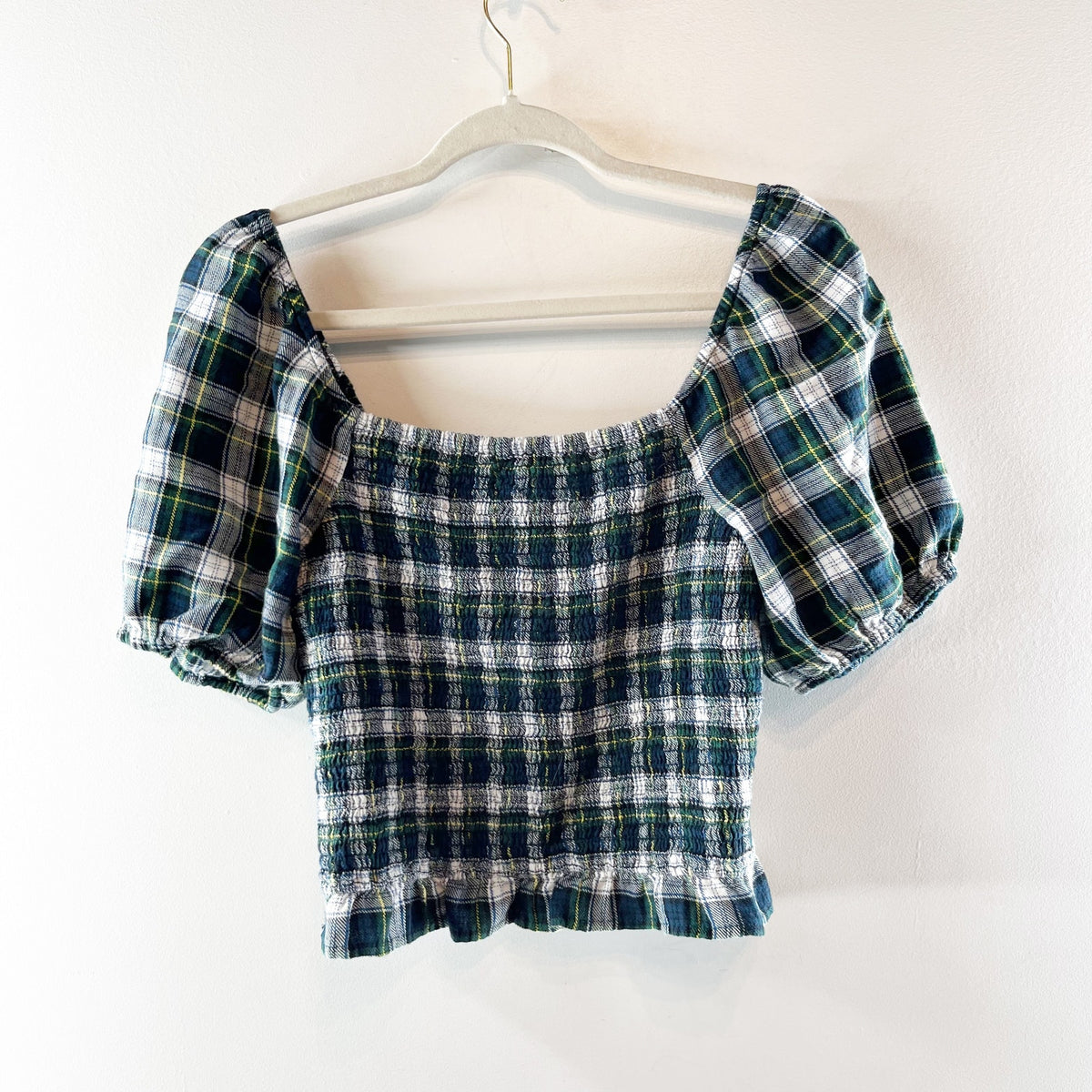 American Eagle Green Plaid Smocked Puff Sleeve Top Medium