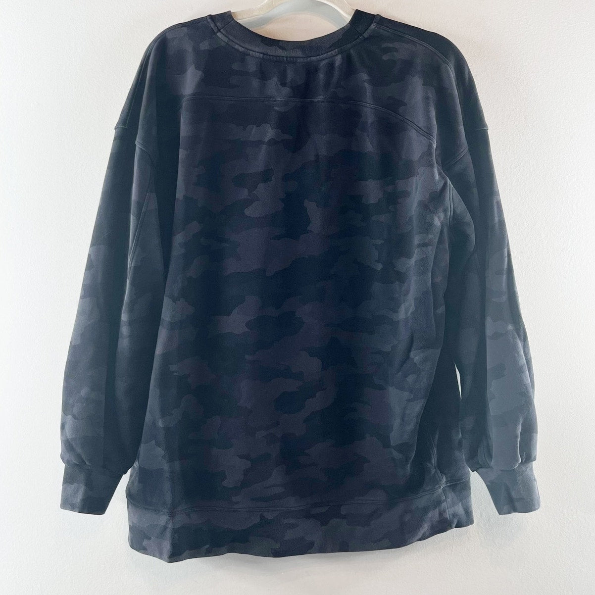 Lululemon Perfectly Oversized Crew Heritage 365 Camo Deep Coal Multi Black Large