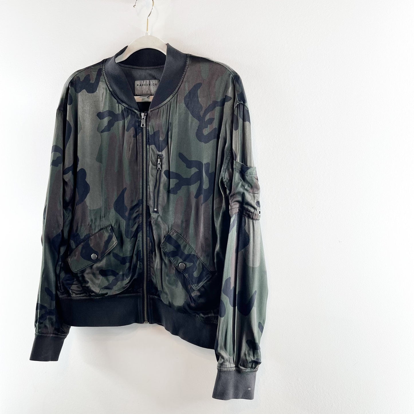 Marrakech by Anthropologie Satin Camo Print Full Zip Bomber Jacket Green Small