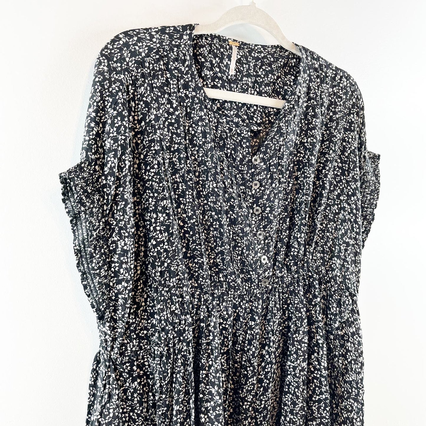 Free People One Fine Day Short Sleeve Cinched Waist Floral Mini Dress Black XS