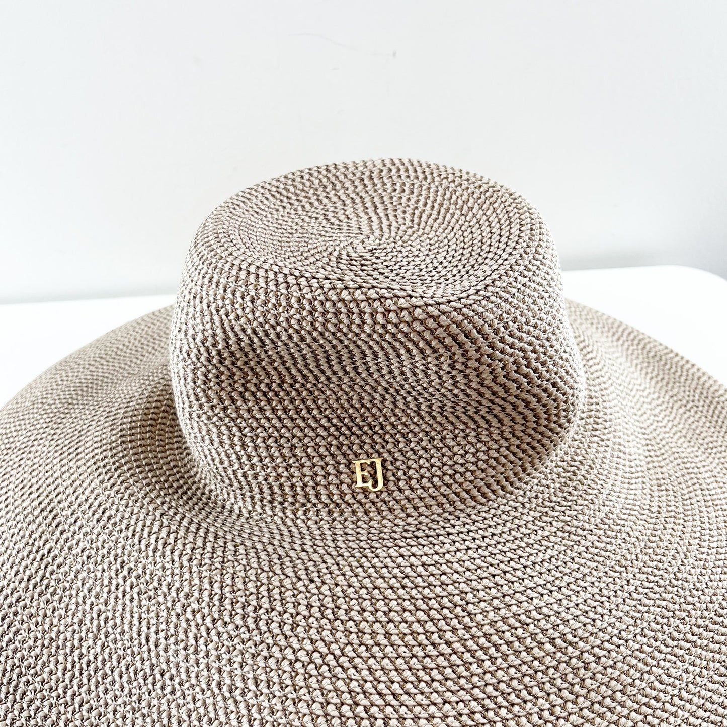 Eric Javits Full Coverage Hampton Squishee Packable Beach Sun Hat Bark