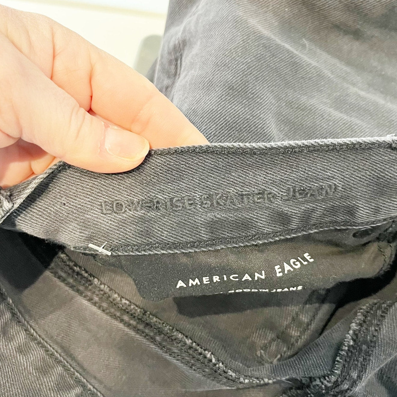 American Eagle Low Rise Skater Wide Leg Jeans Black 10