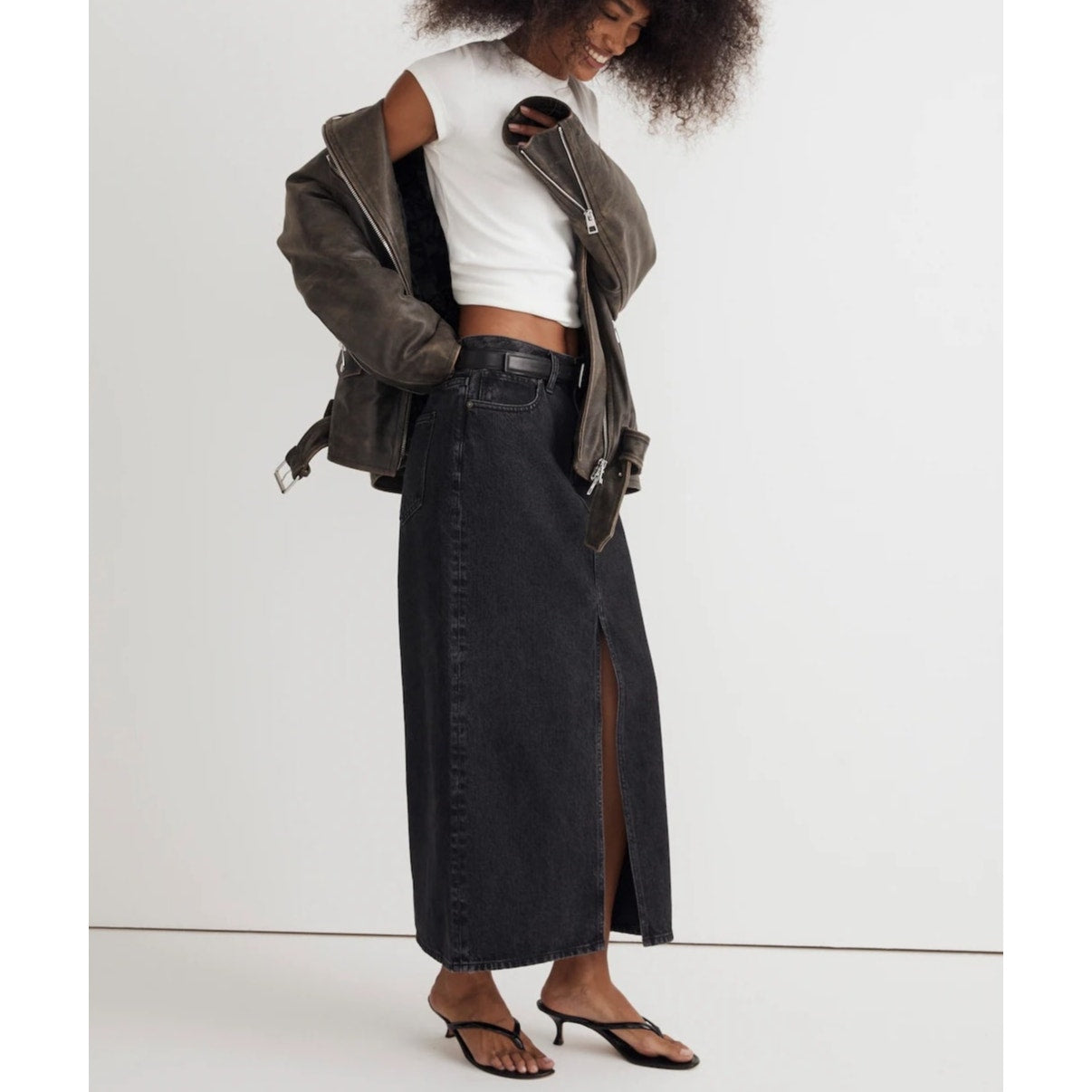 Madewell Denim Mid Rise Maxi Front Slit Jean Skirt in Lunar Wash Black 32 / 14