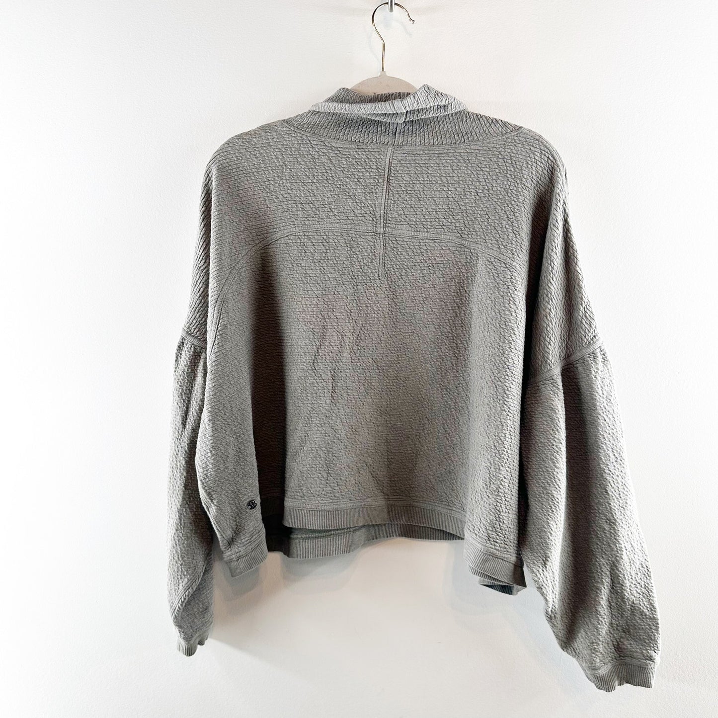 Lululemon Ribbed Funnel Neck Cropped Pullover Sweatshirt Gray Green L/XL