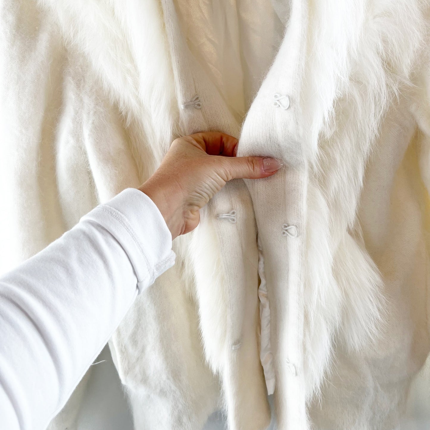 Patty Kim Long Sleeve Rabbit Fur Open Front Cardigan Sweater Cream Small / M