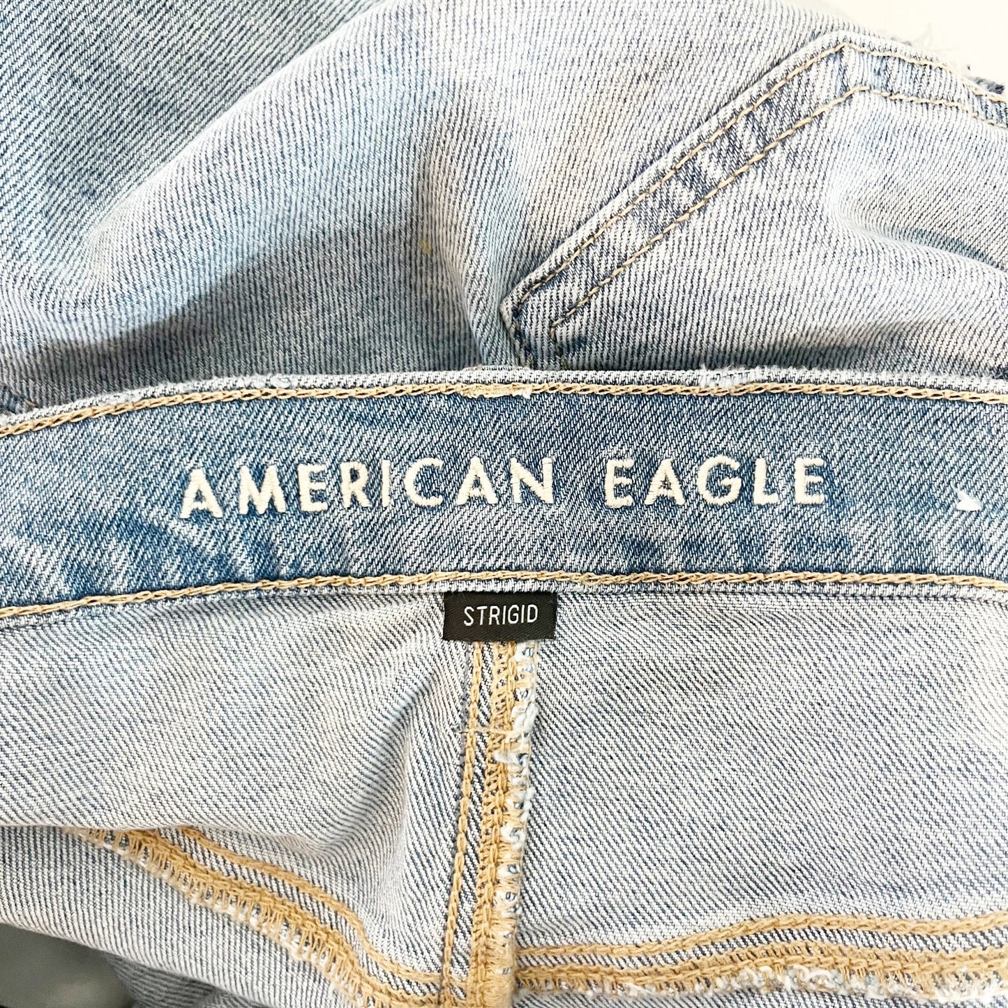 American Eagle The Highest Rise 90's Boyfriend Shorts Distressed Blue 14