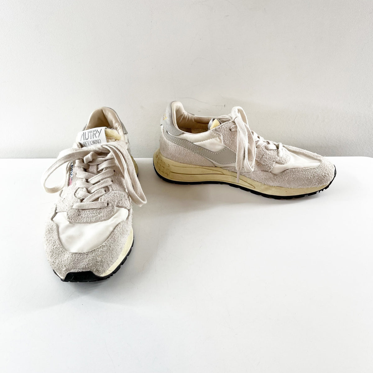 Autry Reelwind Low Top Lace Up Sneakers Shoes White Natural 38