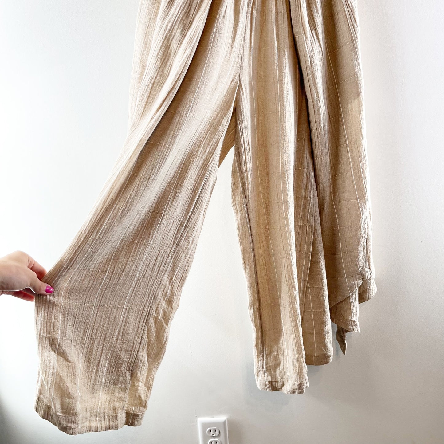 Free People Lunar Cover Wide Leg Slit Cropped Beach Pants in Sand Combo Tan XS