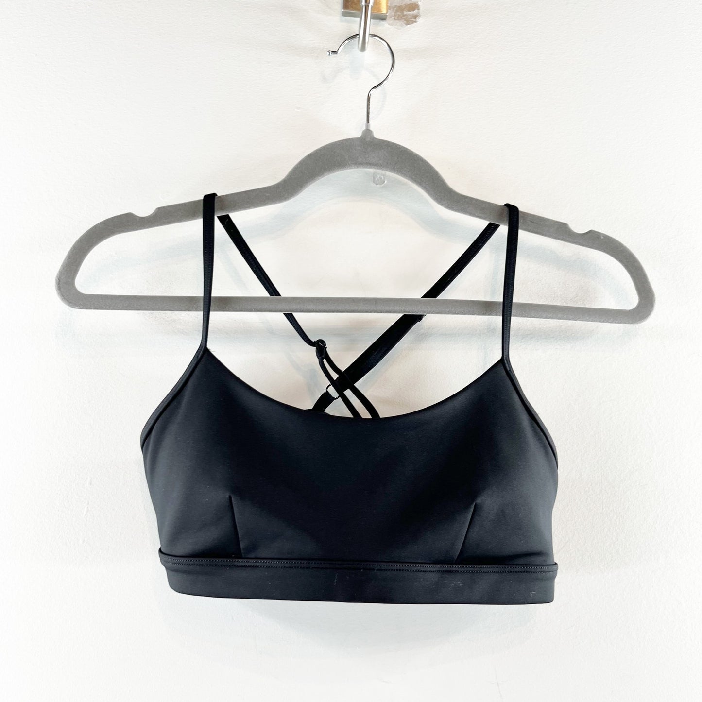 Alo Airlift Intrigue Sports Bra Black Small