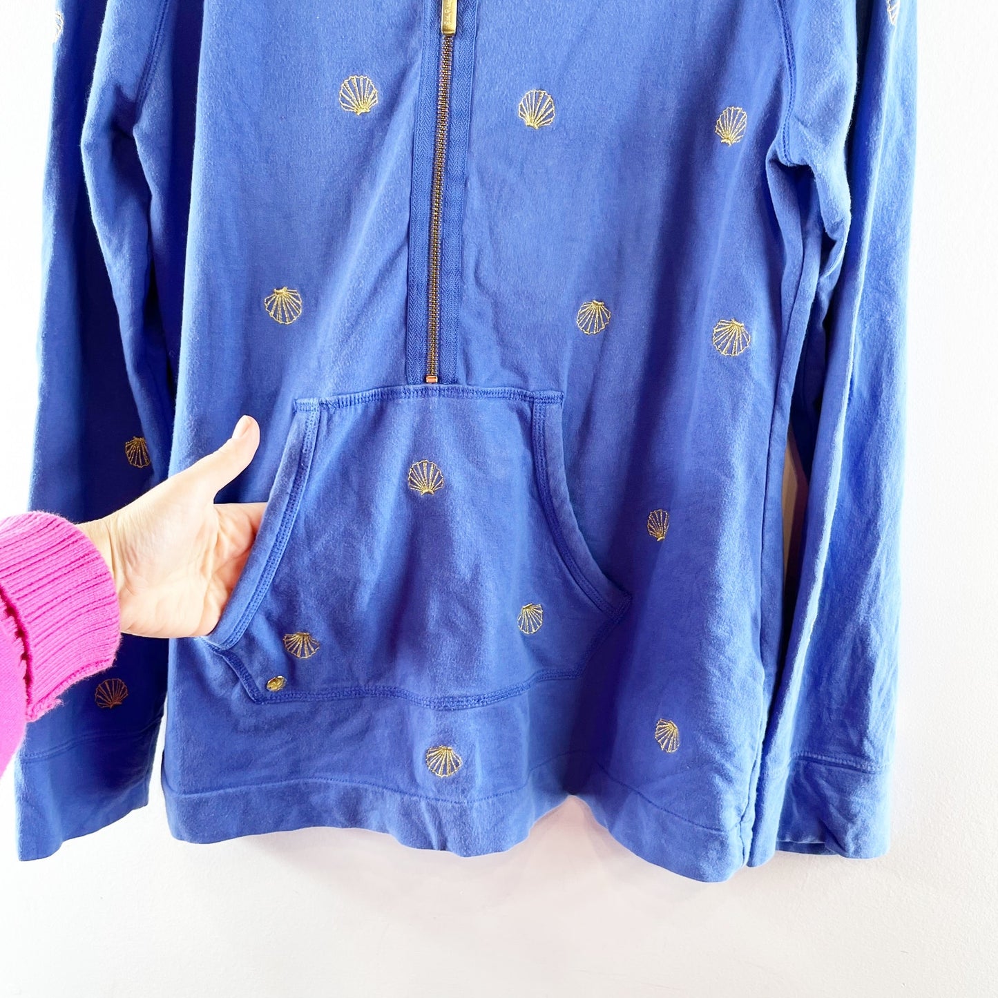 Lilly Pulitzer Skipper 1/2 Zip Seashell Embroidered Popover Sweatshirt Blue L