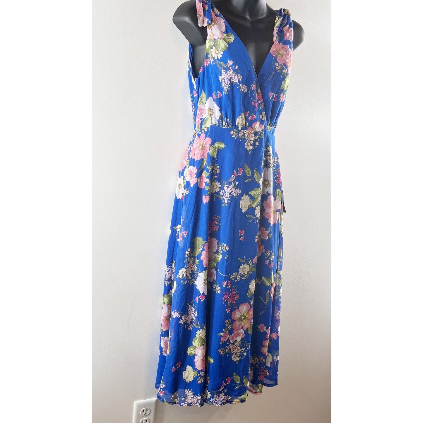 Lulus Sensational Season Floral Print Tie-Strap Wrap Midi Dress Blue Medium