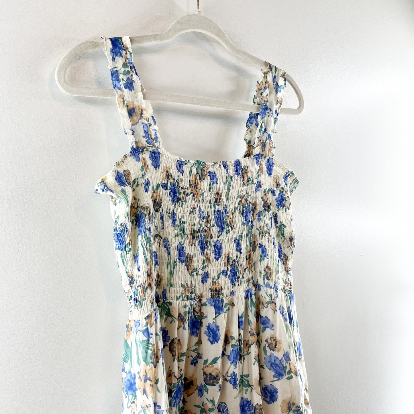 Heartloom Ronnie Floral Smocked Midi Dress Bellflower White Medium