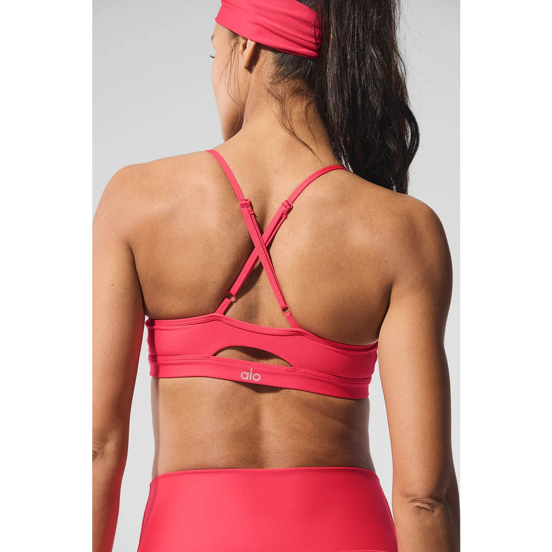 Alo Yoga Airlift Intrigue Crossback Strap Sports Bra Candy Red Small