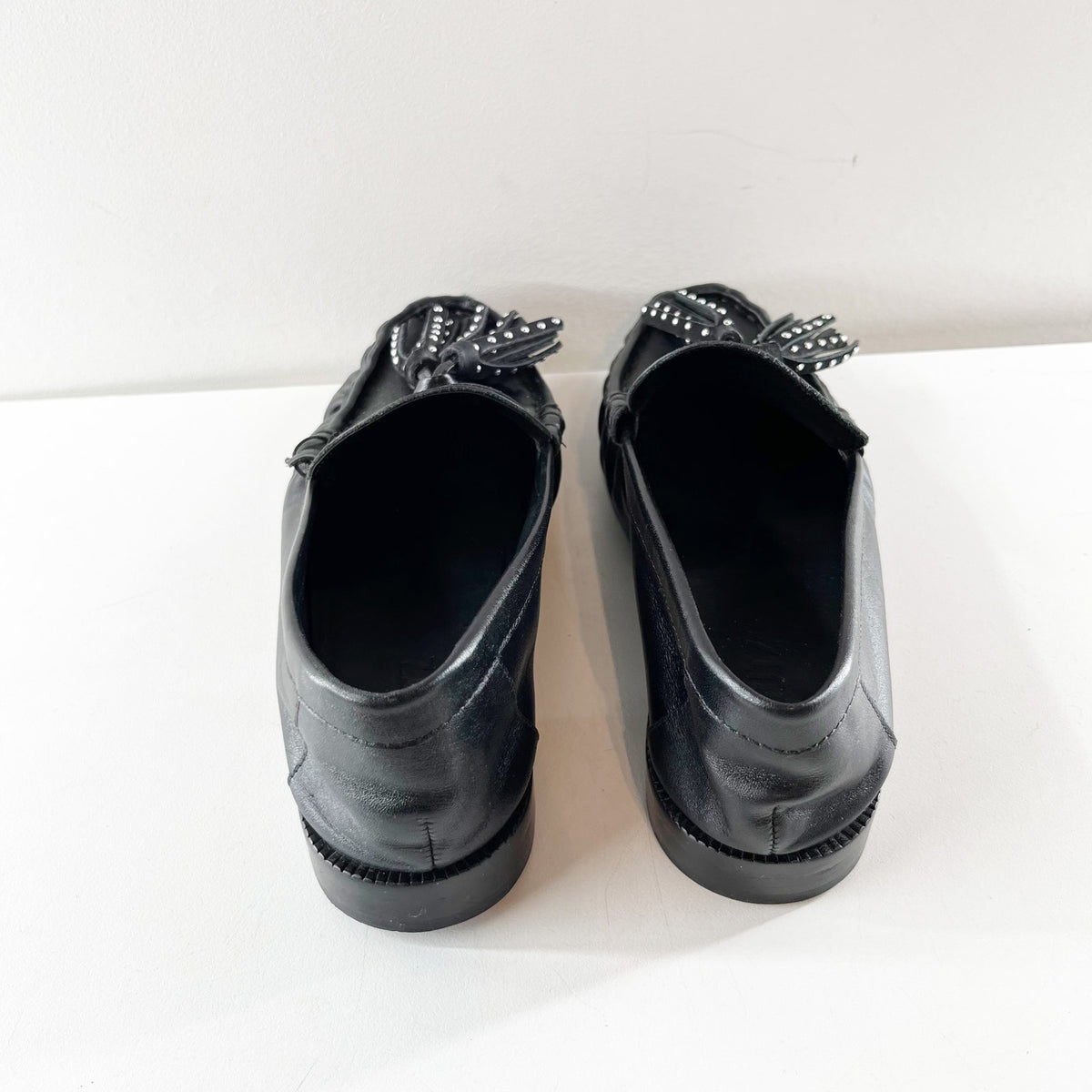 Schutz Tilly Tassel Leather Loafers Black 6.5