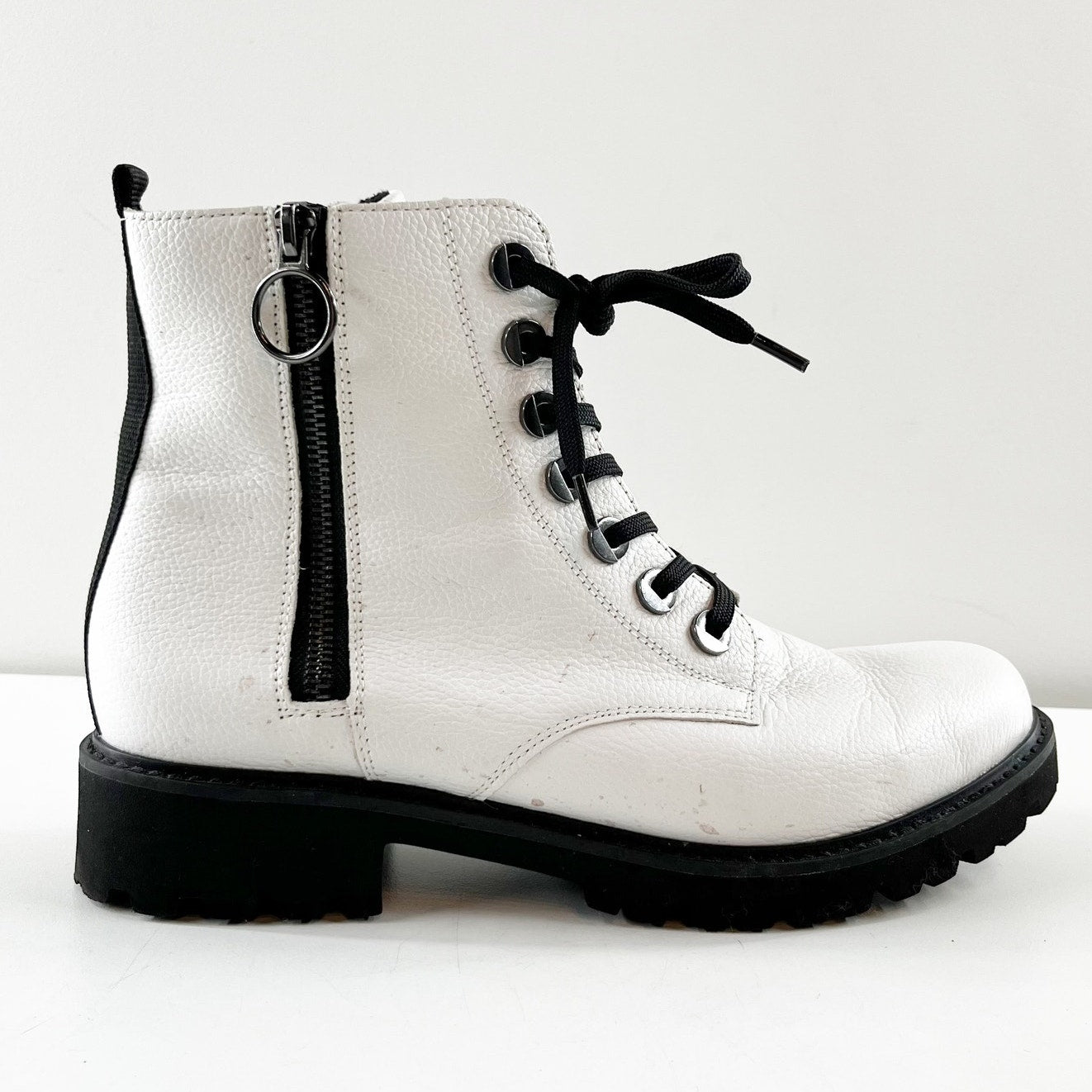 Remonte Leather Lace Up Round Toe Lug Sole Ankle Moto Biker Boots White 40 / 10