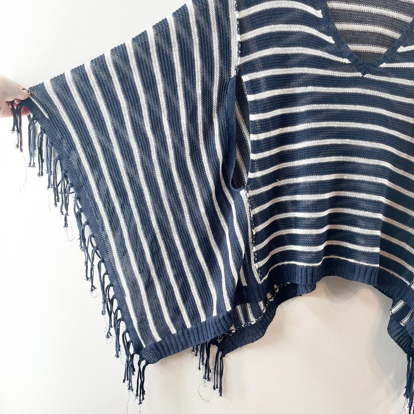 525 America Linen Striped Fringe Trim Poncho Sweater Navy Blue White XS / S