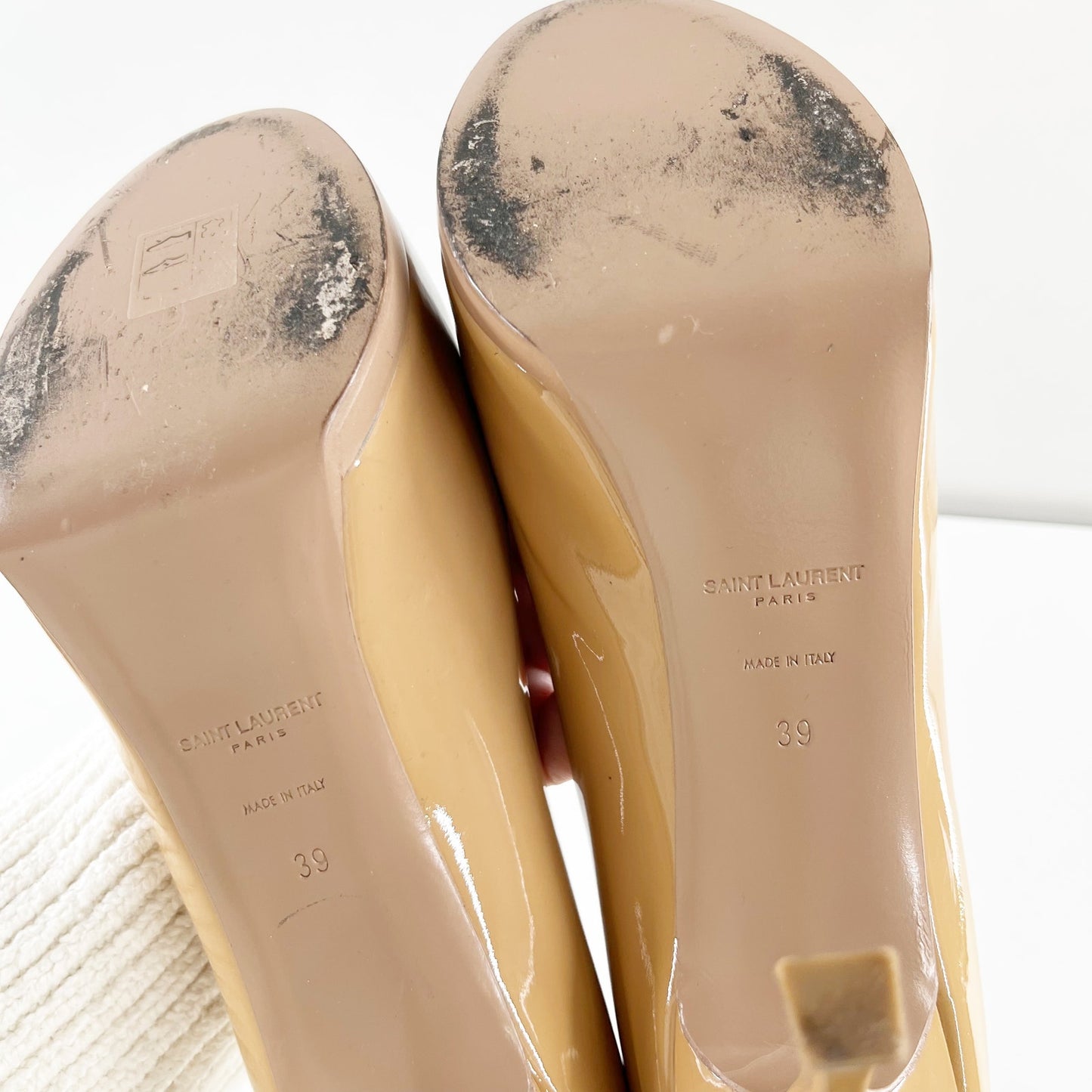 YSL Yves Saint Laurent Tribute Too Patent Leather Stiletto Pumps Heels Nude 39