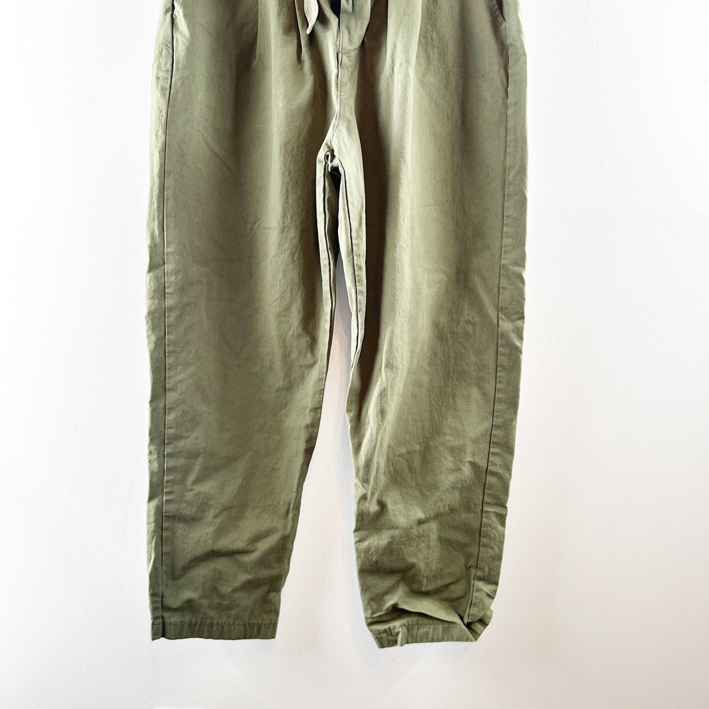 7 For All Mankind High Rise Paperbag Tapered Pants Olive Green Small