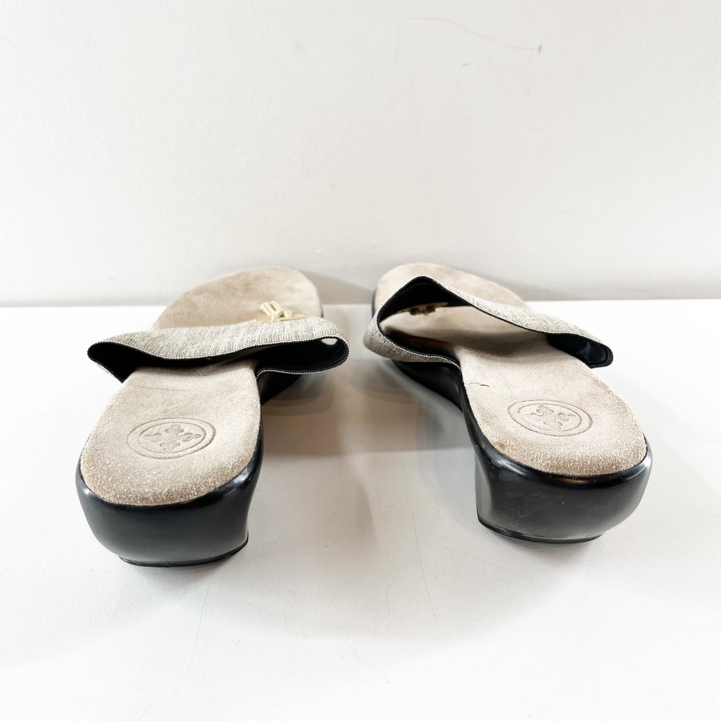 Charleston Shoe Co Metallic Thong Wedge Sandals Gold Tan 8