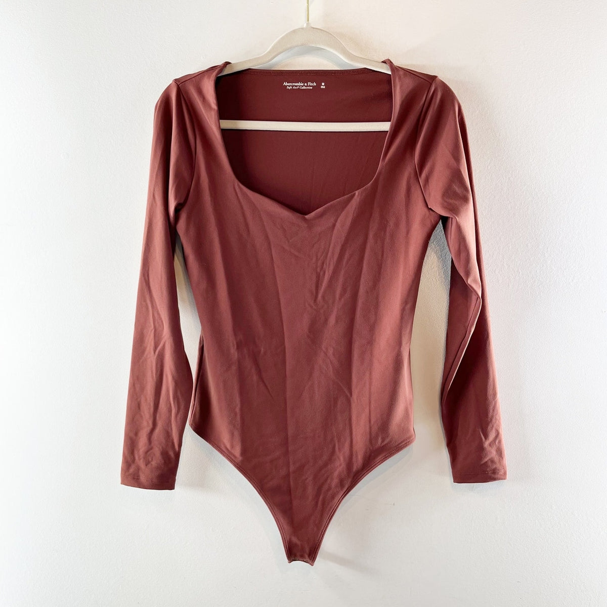 Abercrombie Soft Matte Seamless Sweetheart Long Sleeve Bodysuit Brick Maroon Red