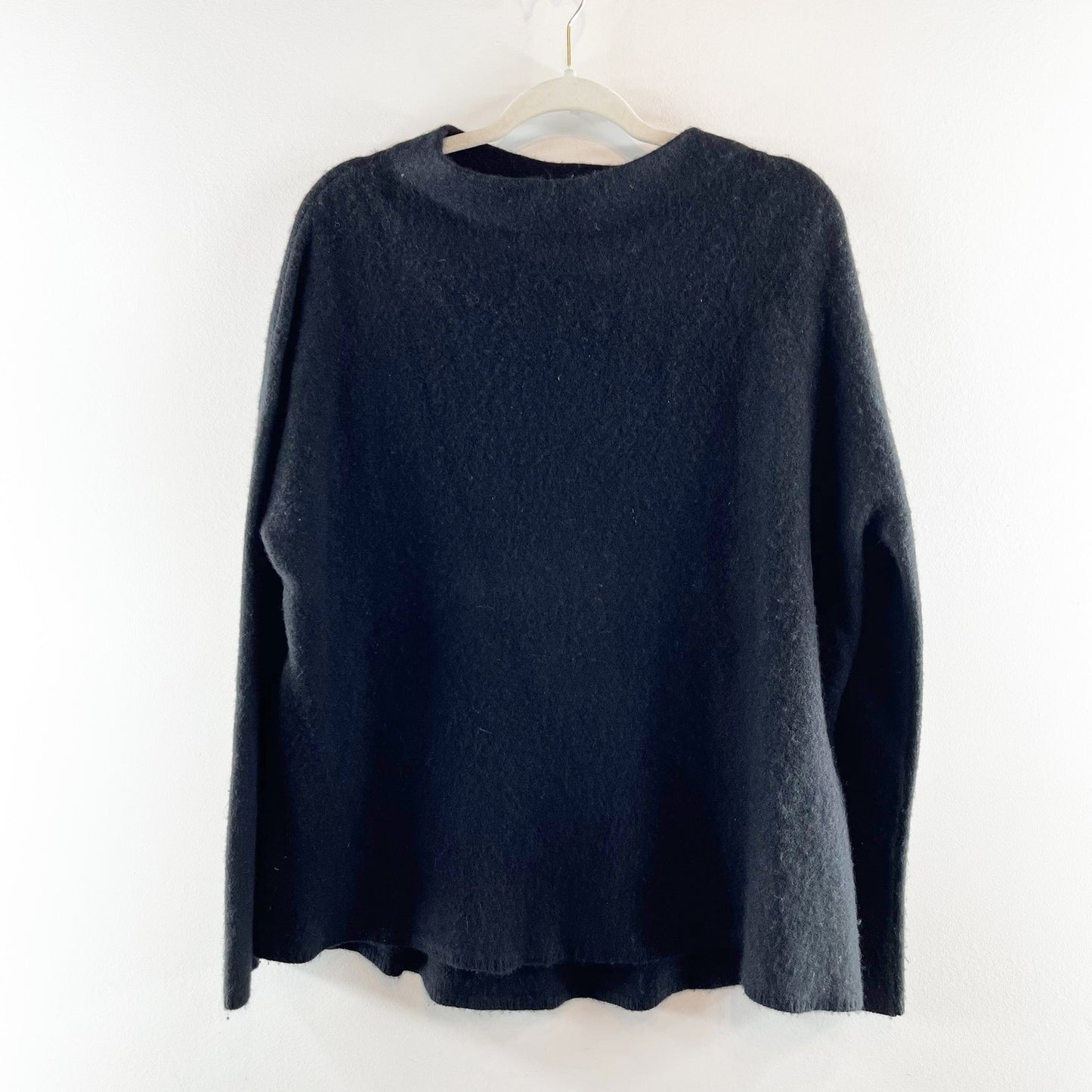 Bloomingdales Crewneck Long Sleeve Cashmere Pullover Sweater Black Medium