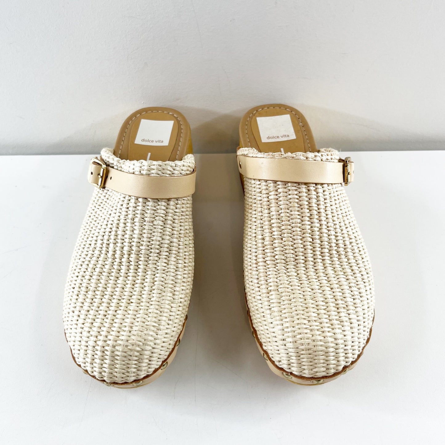 Dolce Vita Carlee Slip On Buckle Strap Closed Toe Raffia Clogs Natural Beige 39