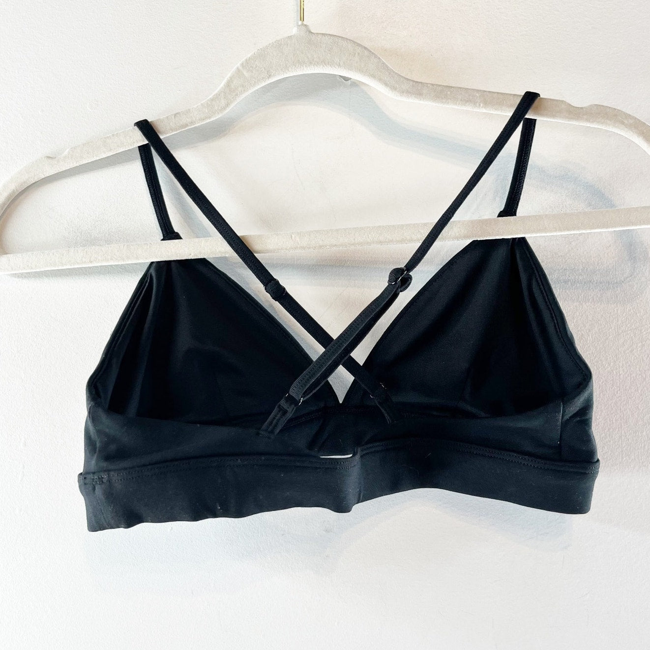 Alo Splendor Triangle Cross Strap Bra Bralette Black Small