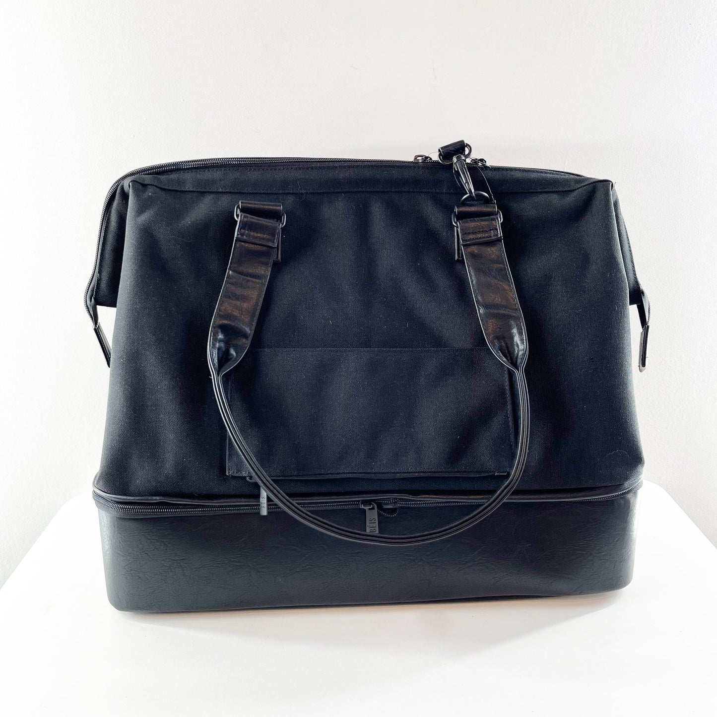 BEIS The Convertible Weekender Travel Duffle Carry On Luggage Bag Black