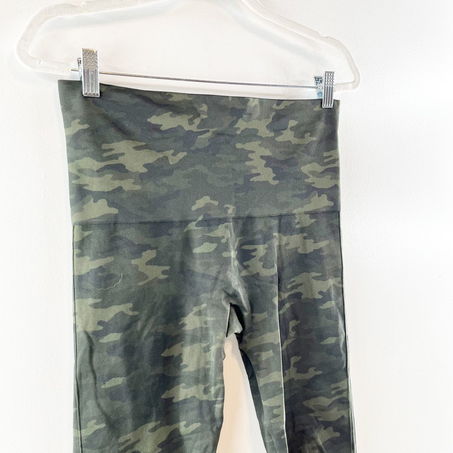 Spanx High Rise Compression Seamless Full Length Camo Leggings Green XL