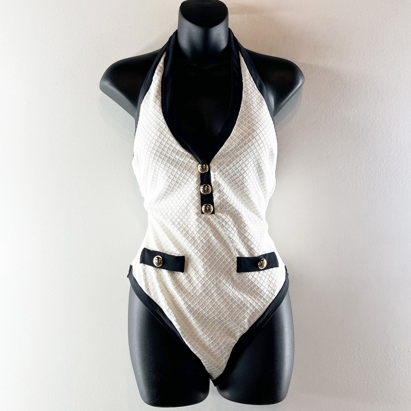 Cupshe Bon Voyage Textured V Neck One-Piece Halter Swimsuit White Black Medium