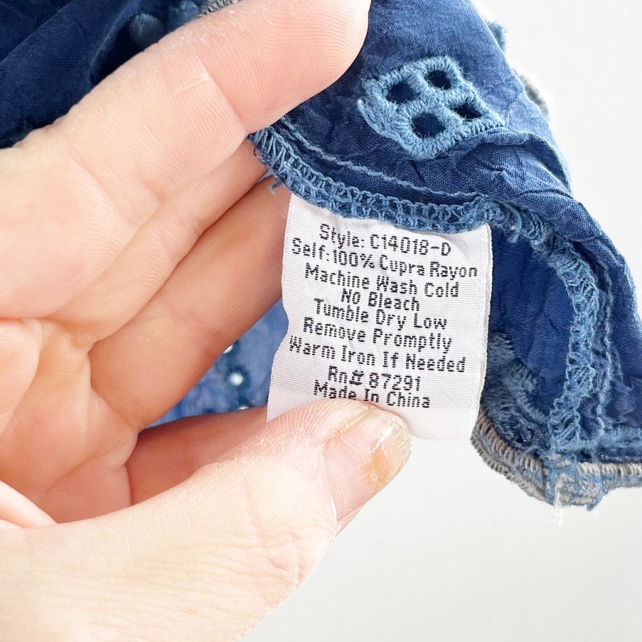 Johnny Was V Neck Embroidered Blouse Shirt Top Blue Medium