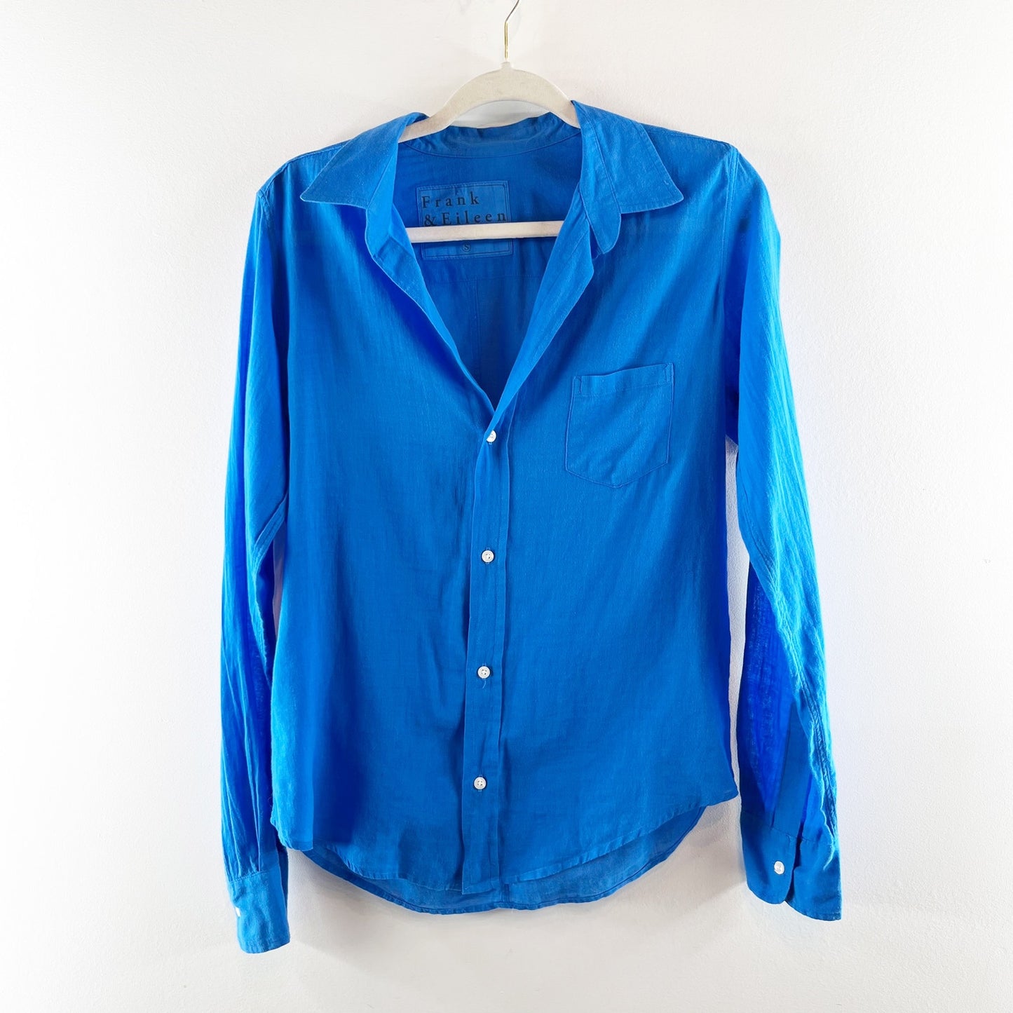 Frank & Eileen Barry Cotton Button Up Shirt Blouse Royal Blue Small