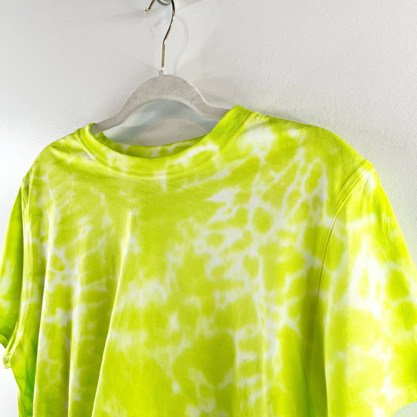 Lululemon All Yours Cropped Cotton T-Shirt Tie Dye Neon Yellow Medium