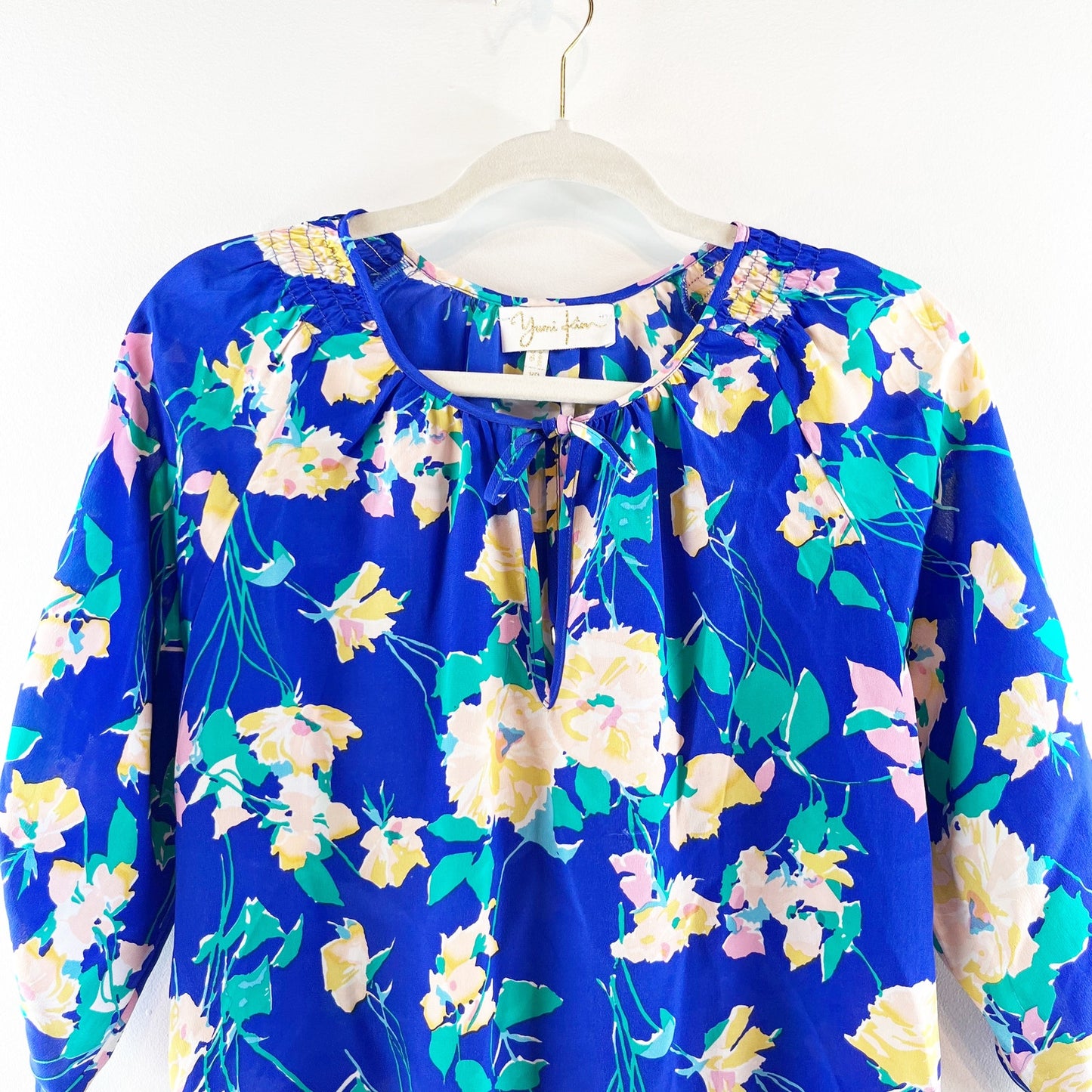 Yumi Kim Blue Floral 100% Silk 3/4 Sleeve Blouse Top Shirt Blue Yellow  XS