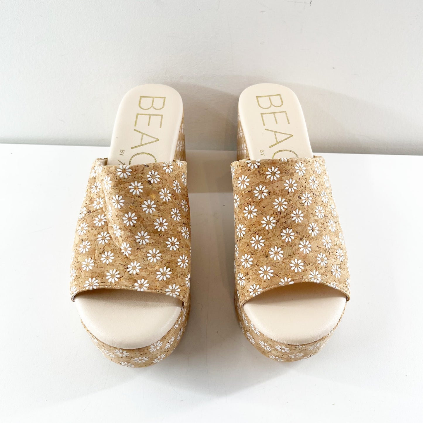 Beach by Matisse Terry Floral Slip On Block Heel Platform Sandals Beige Tan 9