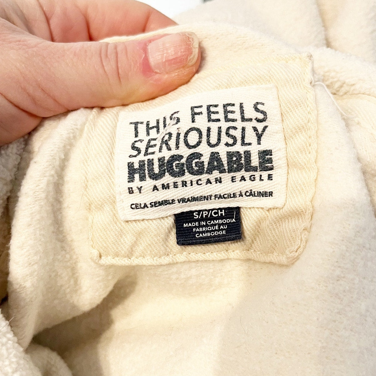 American Eagle Huggable Oversized Pullover Fleece Sweatshirt Hoodie Cream Tan