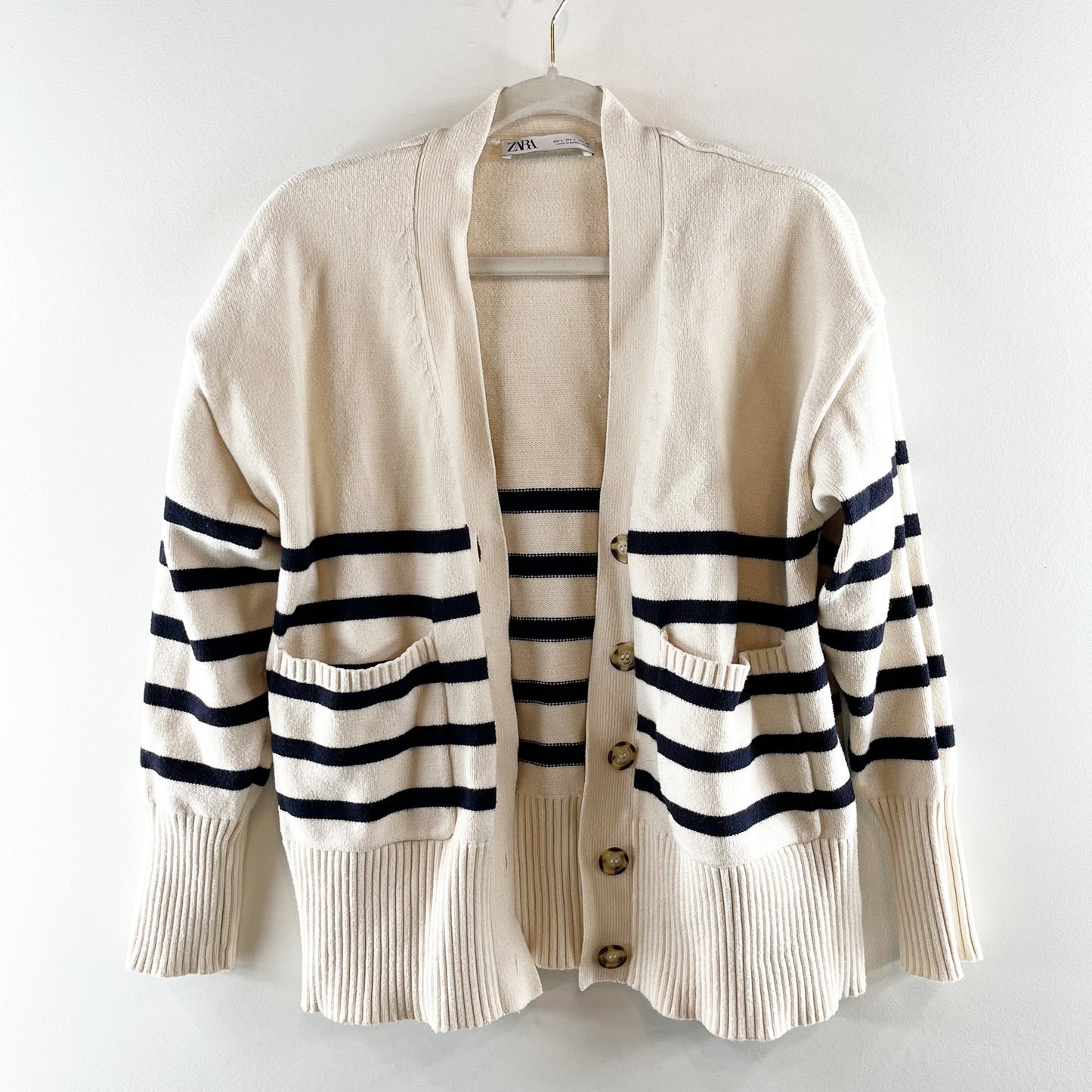 Zara Striped Long Sleeve V-Neck Button Front Cardigan Sweater Cream Navy Small