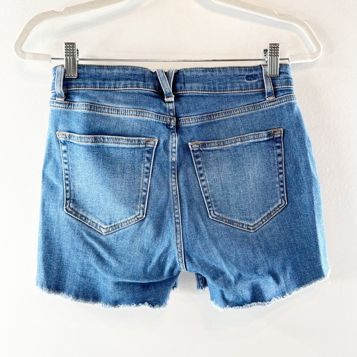 Vineyard Vines Mid Rise Cutoff Jean Shorts Blue 25