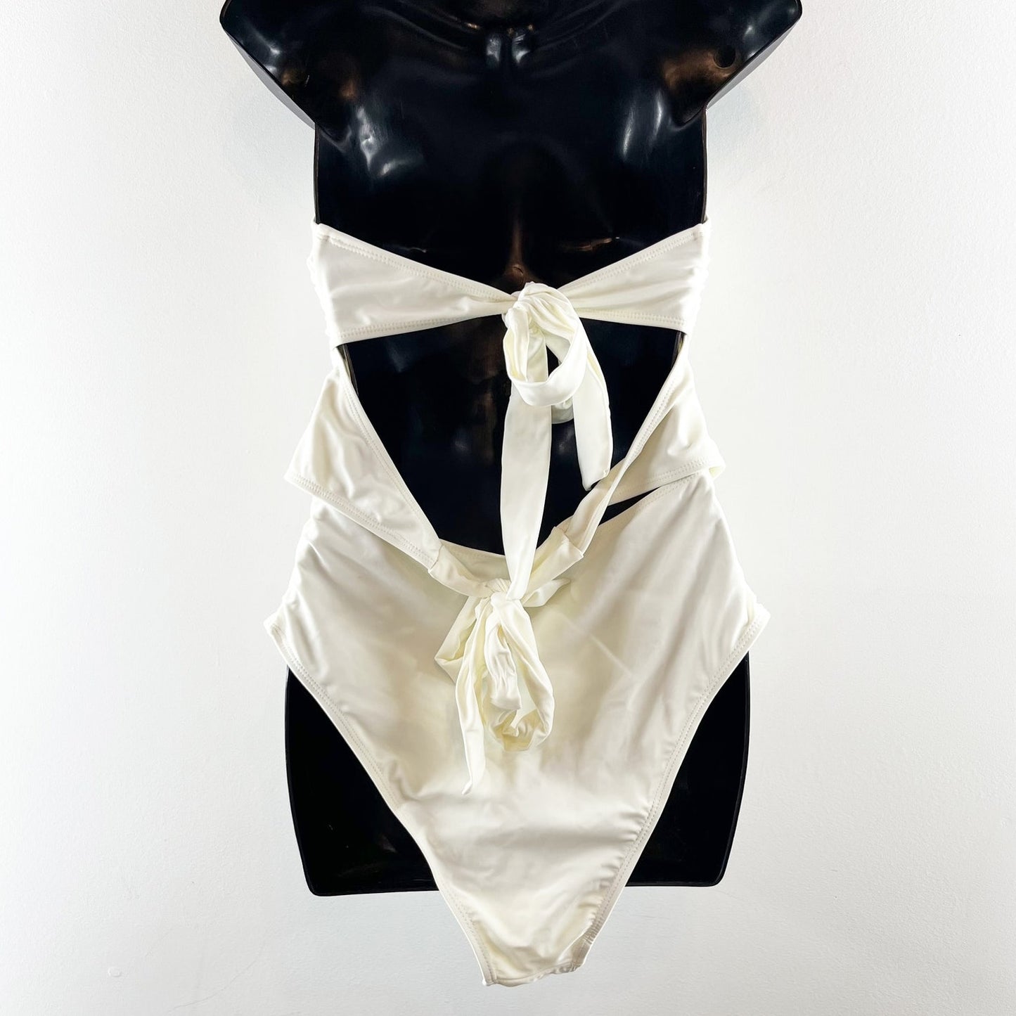 Strapless Cutout 3D Flower Detail One Piece Swimsuit White Large
