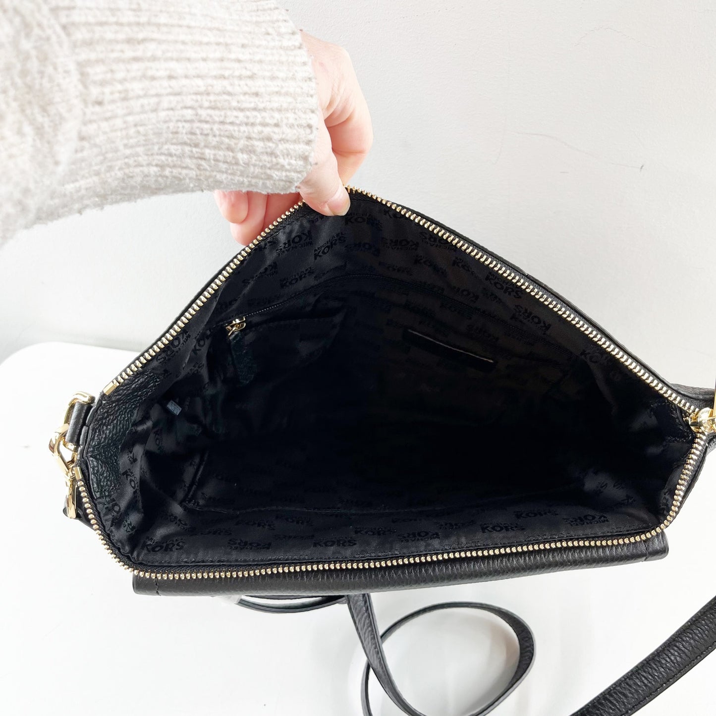 Michael Kors Mackenzie Leather Adjustable Strap Satchel Tote Bag Black Medium