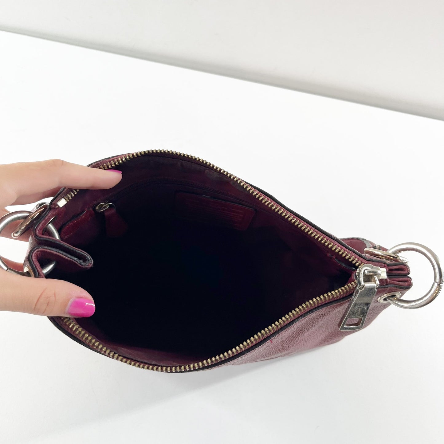 Coach Pebbled Leather Horse & Carriage Shoulder Bag Purse Maroon Red
