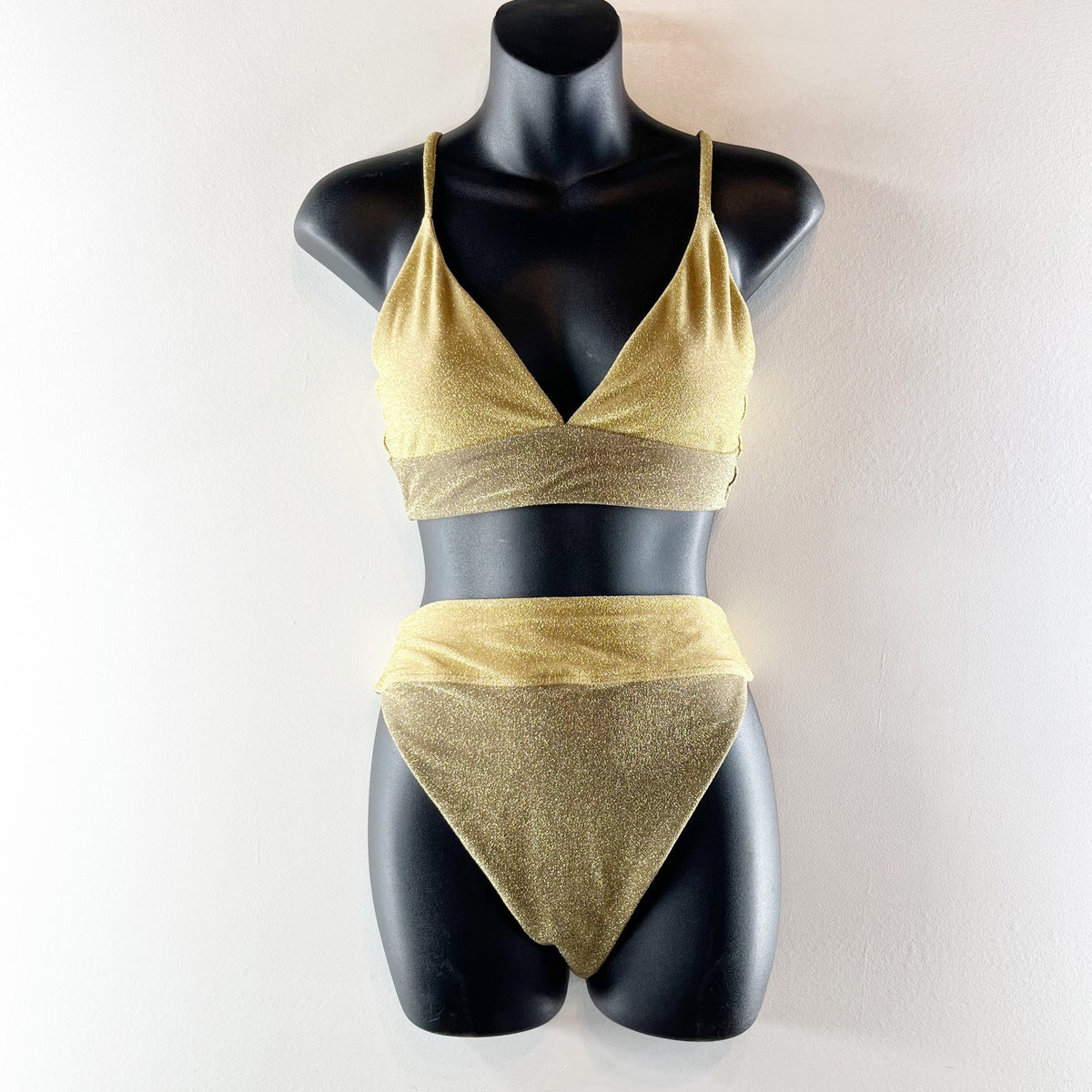 Beach Riot Noah Triangle Bikini Top Oren High Rise Bikini Bottom Set Gold M/ XL