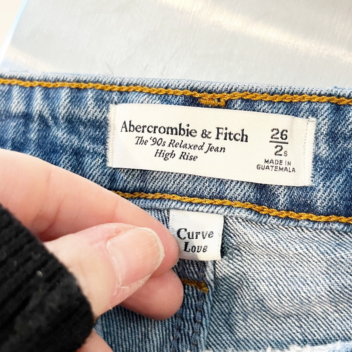 Abercrombie The '90's High Rise Relaxed Straight Leg Jeans Curve Love Blue 2