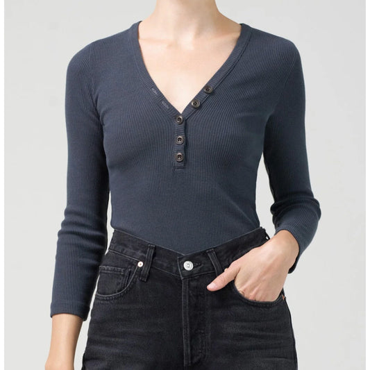 Citizens of Humanity Aideen Long Sleeve V-Neck Rib Henley Top Charcoal Small