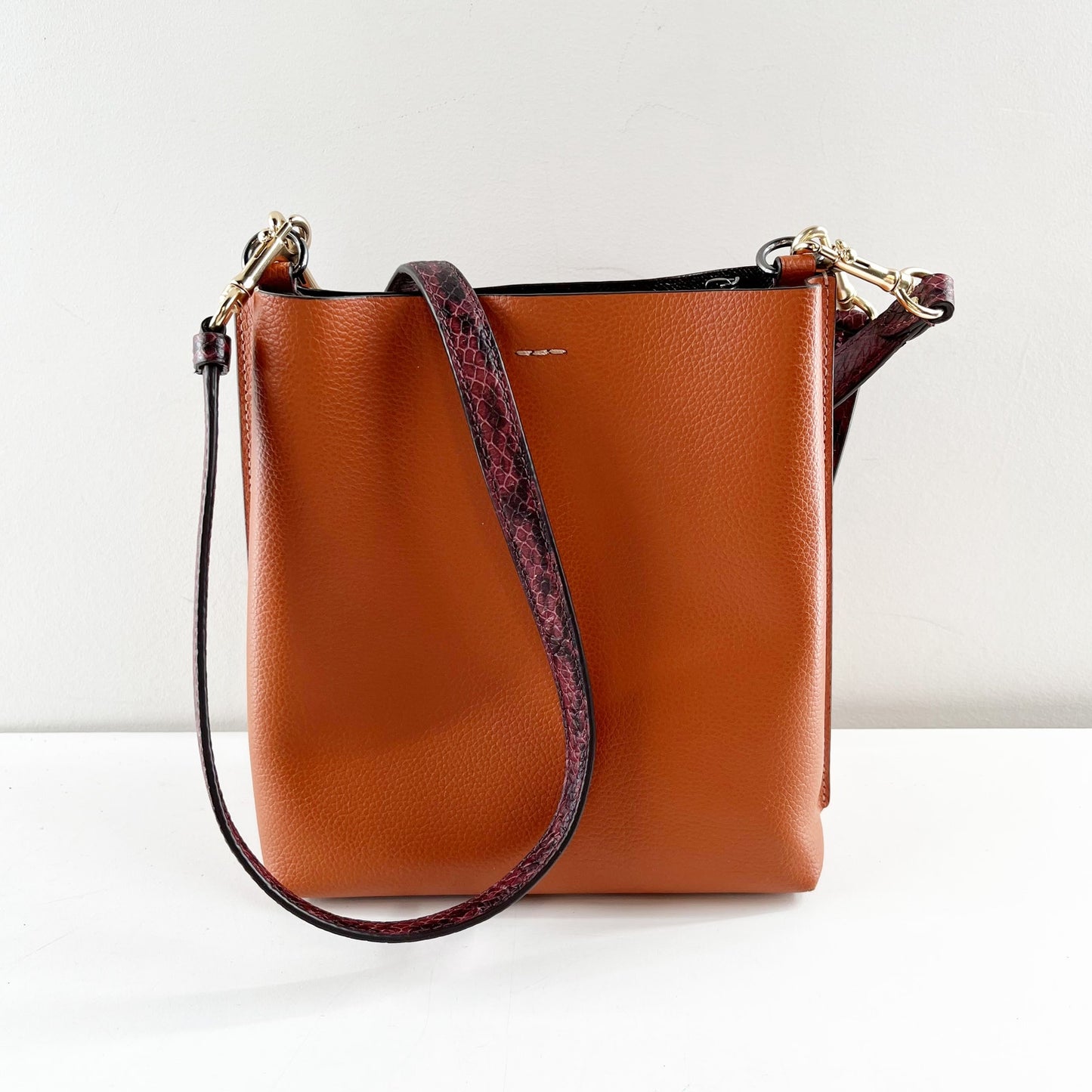 Coach Mollie Bucket Bag 22 burgundy snake-embossed handle Crossbody Saddle Brown