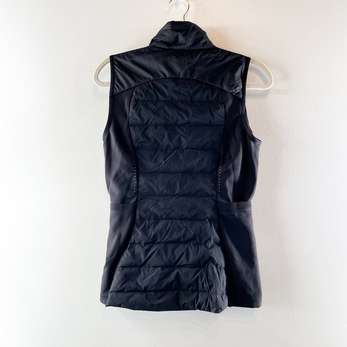 Lululemon Down for It All Vest Black 6