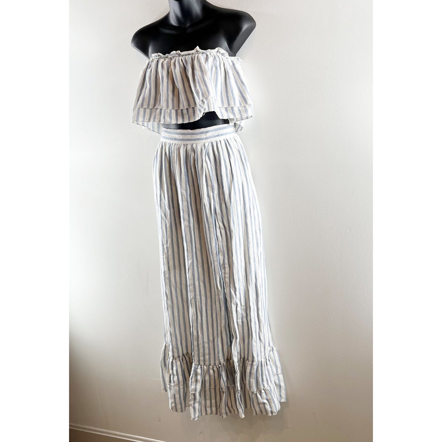 Listicle Striped Tube Strapless Crop Top Maxi Skirt w High Slit Blue White Large