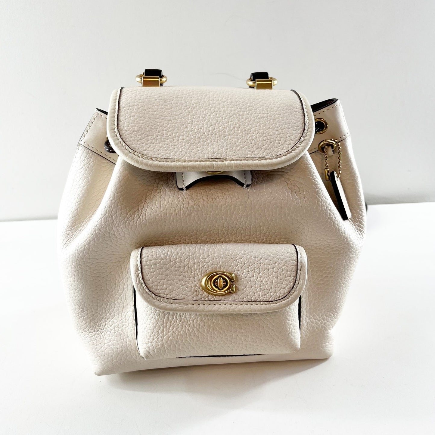 Coach Riya 21 Pebble Leather Backpack with Leather Top Handle Cream White
