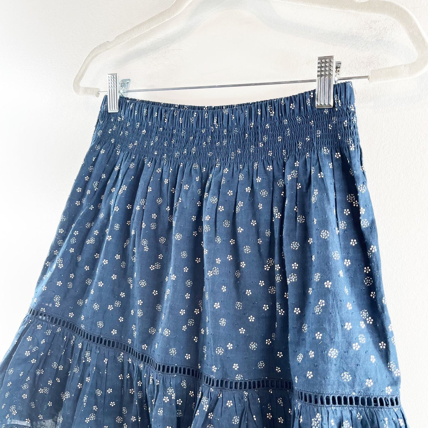 Madewell Smock Waist Ruffle Mini Skirt in Bandana Flower Navy Blue XXS