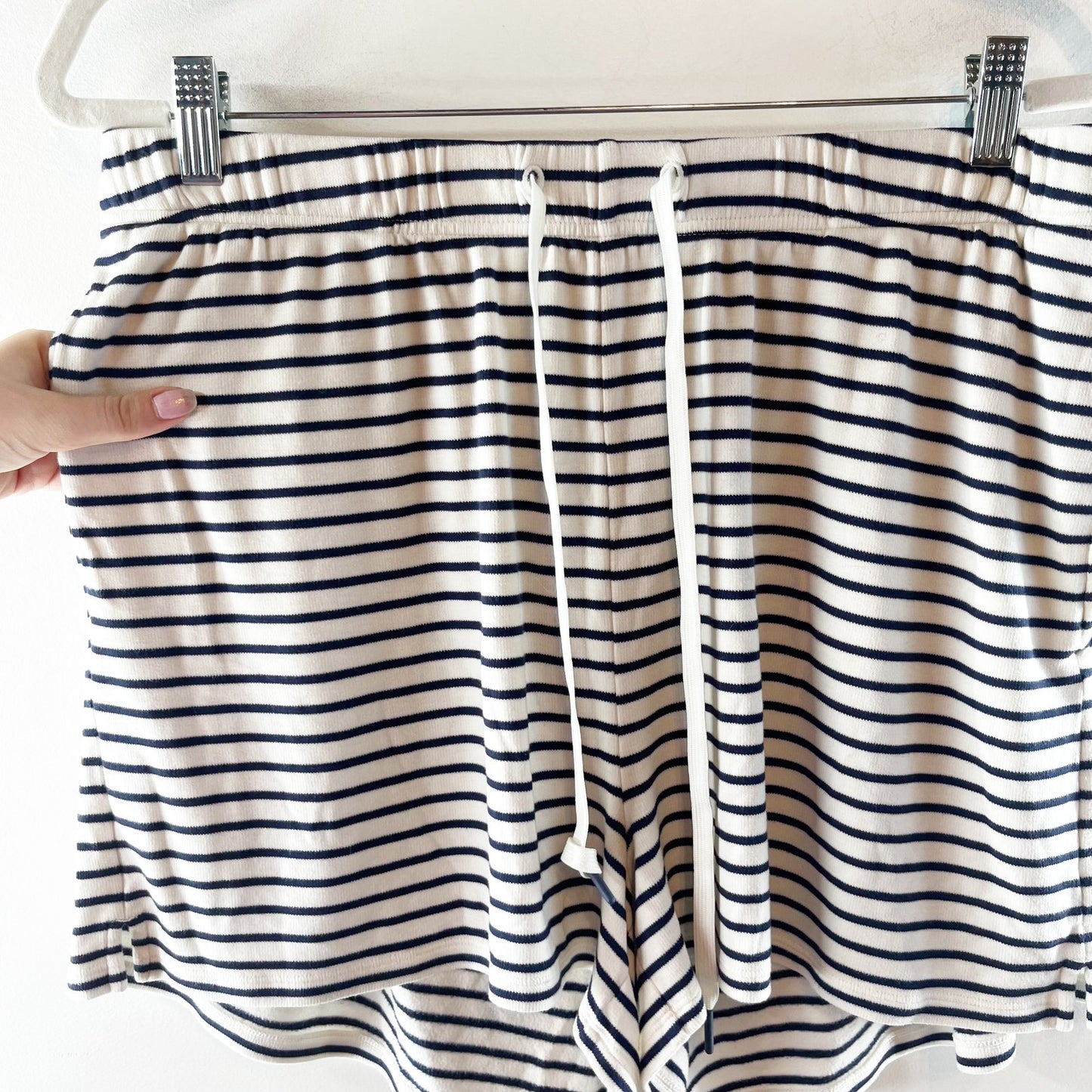 Vineyard Vines Pull On Striped Terry Cotton Shorts White Blue Large
